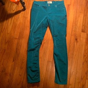 Green SO Jeans Size 7